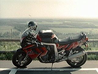 gsxr1100n.jpg (17963 バイト)